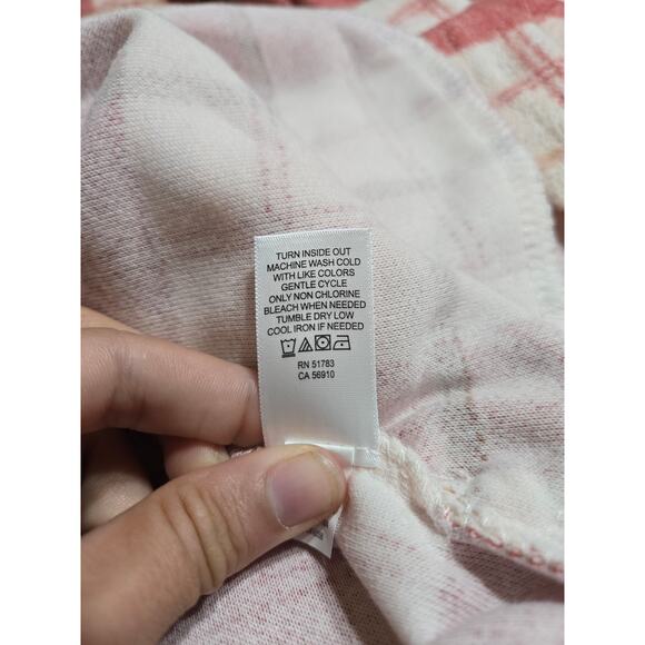 Maurices medium women's red and white button up flannel long sleeve new w tags - Picture 9 of 11